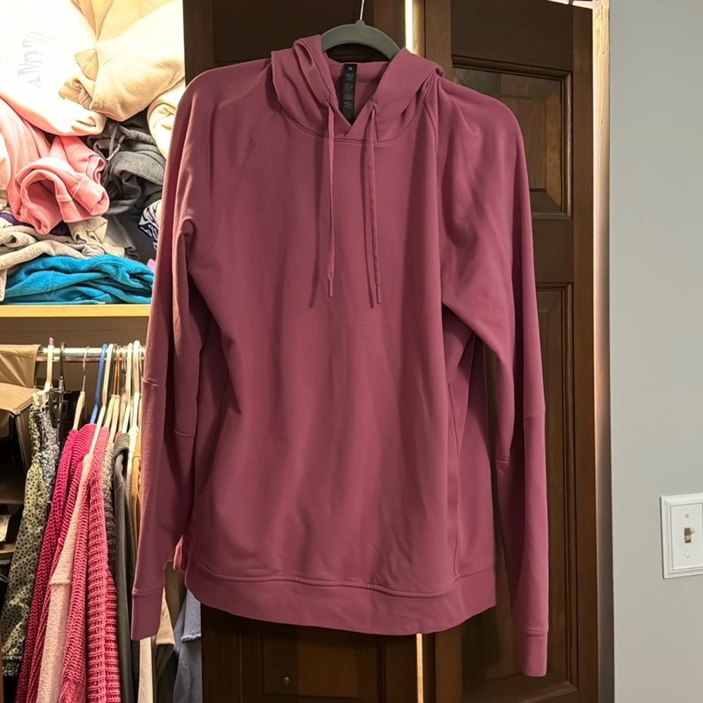 men’s lululemon pink hoodie